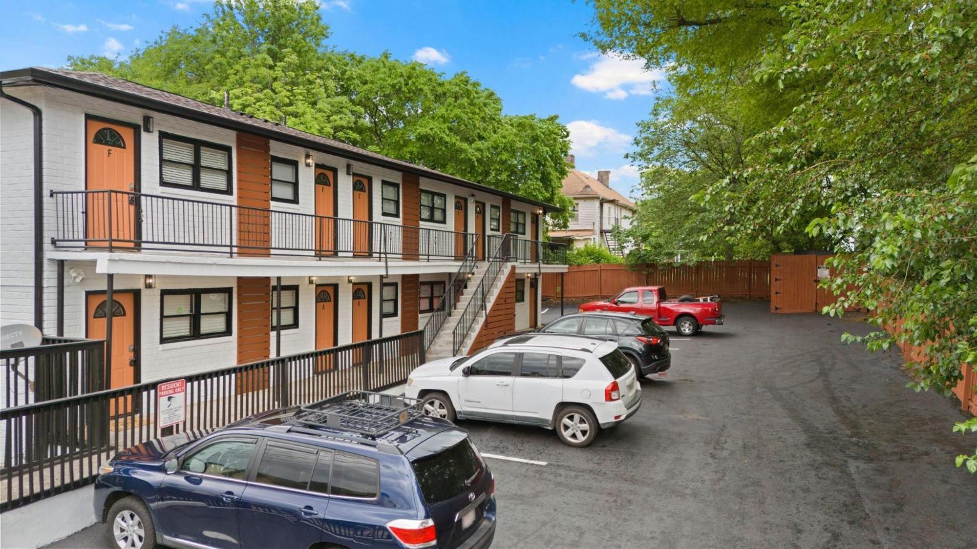 Holiday home Tenement Treasure - Renovated Mechanicsville *